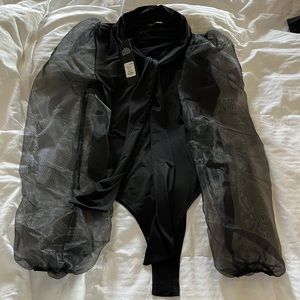 Size medium fashion nova body suite